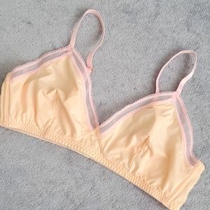 Savage X Fenty wireless bralette size Large